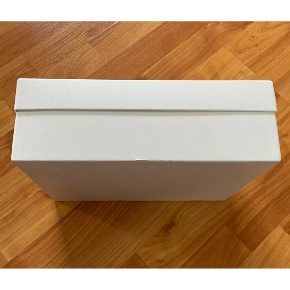 Vince empty shoe box‎ - Picture 4 of 6